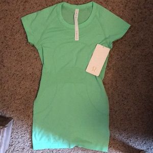 Mint Lululemon Swiftly Tech Short-sleeve crew (4)